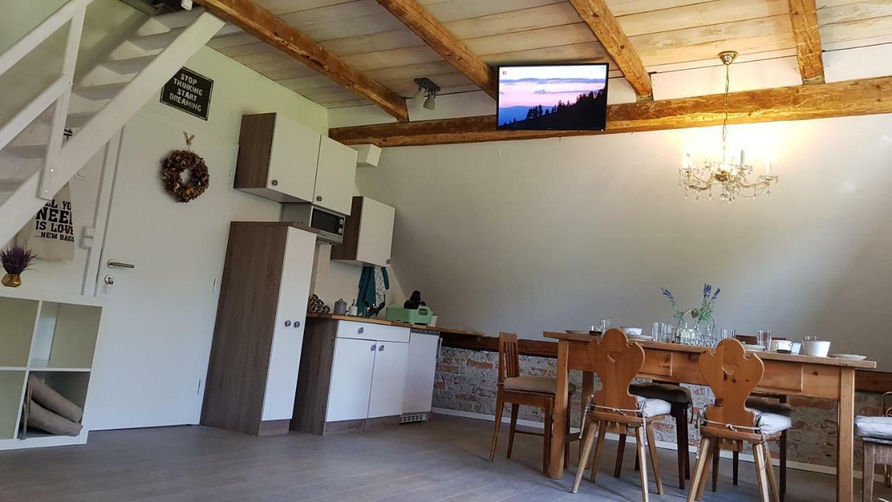Finkenstein am Faaker See Vintage House Am Faaker Seebach מראה חיצוני תמונה